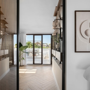Newly refurbished duplex penthouse with sea views in Montepiedra, Marbella Golden Mile Picture 32