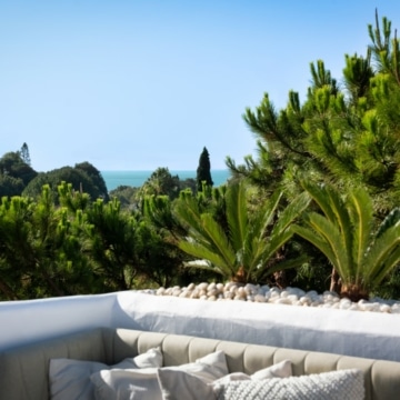 Newly refurbished duplex penthouse with sea views in Montepiedra, Marbella Golden Mile Picture 42