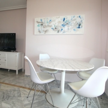 Beautiful 2-bedroom apartment in the popular urbanisation of Locrimar, Nueva Andalucia Picture 19