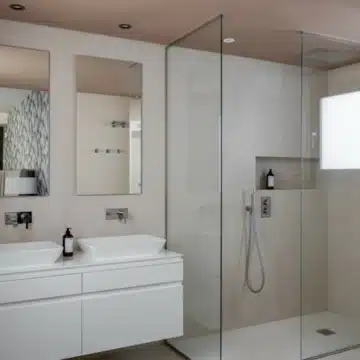 Modern 2-bedroom apartment in the gated community of 9 Lions Residences in Nueva Andalucia Picture 5