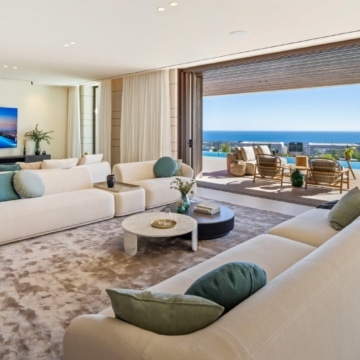 The Sky Marbella – 5-bedroom beautiful villa with breathtaking sea views in La Alborada, Benahavis Picture 25