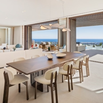 The Sky Marbella – 5-bedroom beautiful villa with breathtaking sea views in La Alborada, Benahavis Picture 1