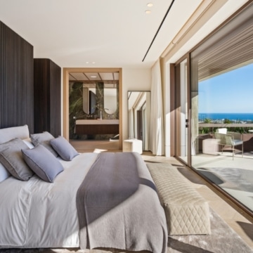 The Sky Marbella – 5-bedroom beautiful villa with breathtaking sea views in La Alborada, Benahavis Picture 11
