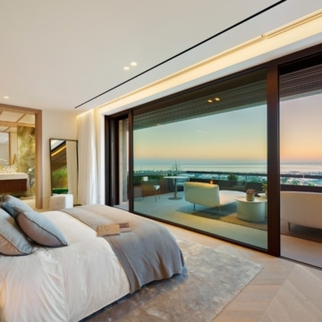 The Sky Marbella – 5-bedroom beautiful villa with breathtaking sea views in La Alborada, Benahavis Picture 3