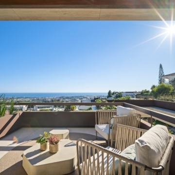 The Sky Marbella – 5-bedroom beautiful villa with breathtaking sea views in La Alborada, Benahavis Picture 43