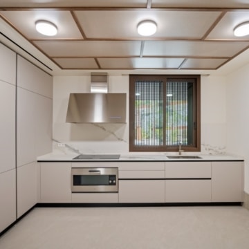 The Sky Marbella – 5-bedroom beautiful villa with breathtaking sea views in La Alborada, Benahavis Picture 50