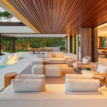 The Sky Marbella – 5-bedroom beautiful villa with breathtaking sea views in La Alborada, Benahavis Picture 6