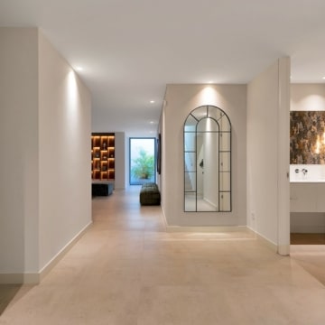 Captivating villa offering stunning golf views in a prestigious community of Atalaya, Benahavis Picture 47