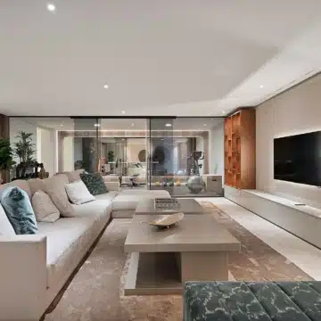 Captivating villa offering stunning golf views in a prestigious community of Atalaya, Benahavis Picture 49