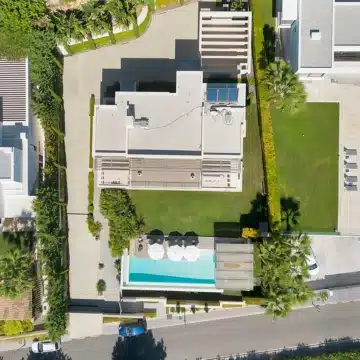 Captivating villa offering stunning golf views in a prestigious community of Atalaya, Benahavis Picture 55