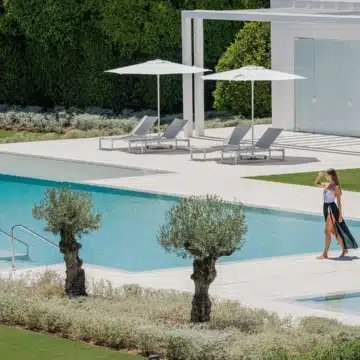 Remarkable 4-bedroom villa within the prestigious Vilas 12 complex of Marbella Golden Mile, Marbella Picture 23