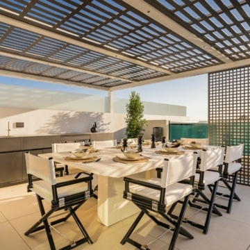 Remarkable 4-bedroom villa within the prestigious Vilas 12 complex of Marbella Golden Mile, Marbella Picture 41