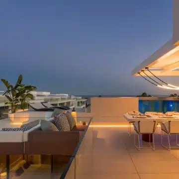 Stunning villa nestled within the prestigious Vilas 12 complex of Marbella Golden Mile, Marbella Picture 54