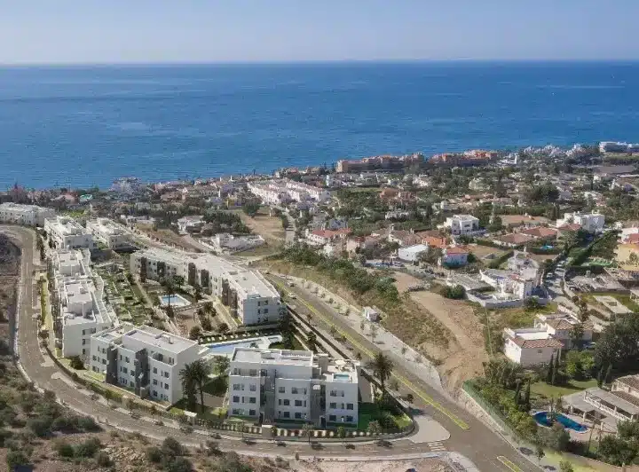 Zenity Blau – New residential project of beautiful homes with spectacular views in Estepona Picture