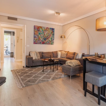 Refurbished 3-bedroom apartment with amazing outdoor space in Selwo Hills, Estepona Picture 9
