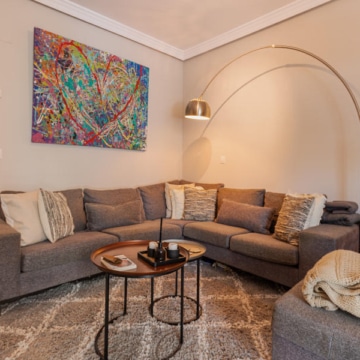 Refurbished 3-bedroom apartment with amazing outdoor space in Selwo Hills, Estepona Picture 10