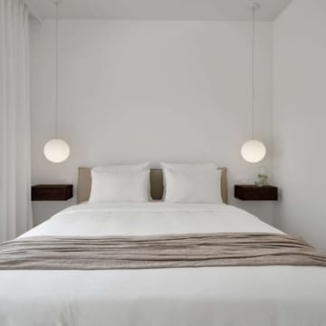 Refurbished exceptional 3-bedroom duplex penthouse on front-line golf in La Quinta, Benahavis Picture 17