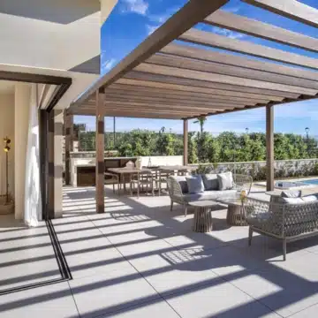 New beachfront villa in the prestigious gated community of Velaya, Estepona Picture 25
