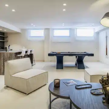New beachfront villa in the prestigious gated community of Velaya, Estepona Picture 42