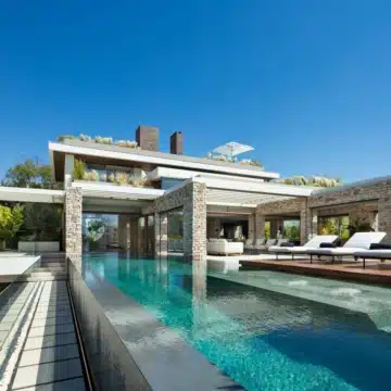 Architectural masterpiece with breathtaking views of La Concha and Mediterranean sea in Nueva Andalucia, Picture 2