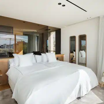 Architectural masterpiece with breathtaking views of La Concha and Mediterranean sea in Nueva Andalucia, Picture 12