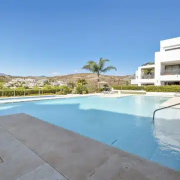 Beautiful and spacious duplex penthouse within the Los Flamingos Golf Resort, Benahavis Picture 17
