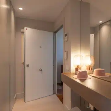 Refurbished modern 2-bedroom apartment near Puerto Banus, Marbella Picture 38