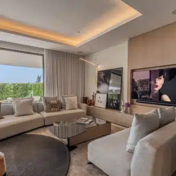 Unique semi-detached villa in the heart of the Golf Valley, Nueva Andalucia Picture 0