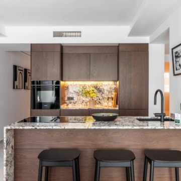 Frontline-golf ground-floor apartment in the sought-after community of La Quinta, Benahavis Picture 9