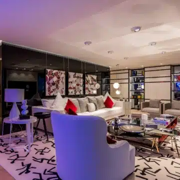 Beachside luxury penthouse with breathtaking sea and marina views in Puerto Banus, Marbella Picture 17