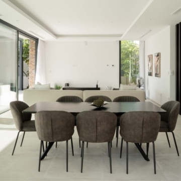 Exquisite villa in the picturesque location of El Campanario, New Golden Mile Picture 2