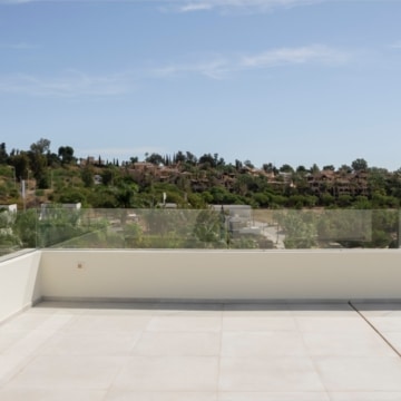 Exquisite villa in the picturesque location of El Campanario, New Golden Mile Picture 45