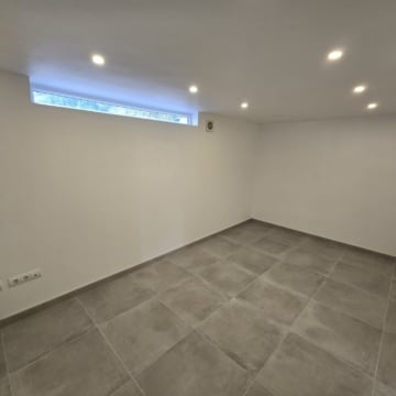 Beachside townhouse for sale Garden Beach Estepona walking distance to Estepona old town Picture 31