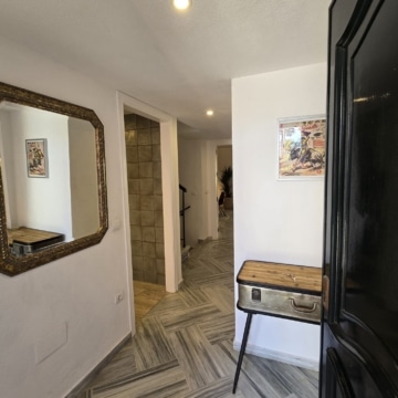Beachside townhouse for sale Garden Beach Estepona walking distance to Estepona old town Picture 6