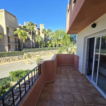 Beachside townhouse for sale Garden Beach Estepona walking distance to Estepona old town Picture 17