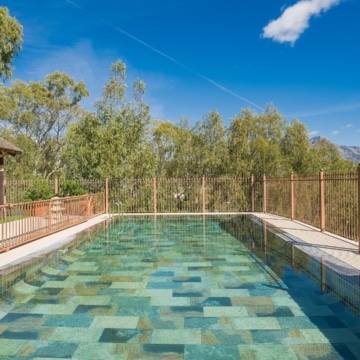 Magnificent villa with panoramic views in the prestigious El Herrojo, Benahavis Picture 25