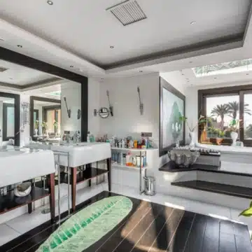 Mjaestic villa with an unparalleled living experience in Paraiso Barronal, Estepona Picture 23