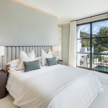 Majestic villa with remarkable architecture in the heart of Cascada de Camojan, Marbella Picture 15
