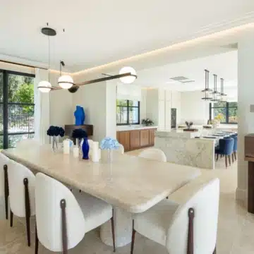 Majestic villa with remarkable architecture in the heart of Cascada de Camojan, Marbella Picture 1