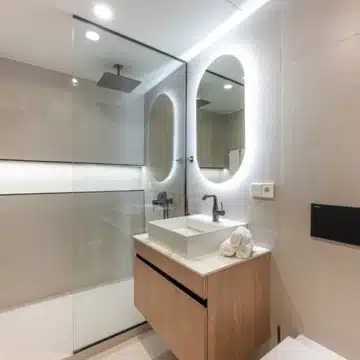 Exquisite 3-bedroom apartment with breathtaking sea views in the prestigious Los Belvederes, Nueva Andalucia Picture 13