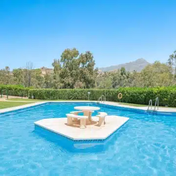 Exquisite 3-bedroom apartment with breathtaking sea views in the prestigious Los Belvederes, Nueva Andalucia Picture 33