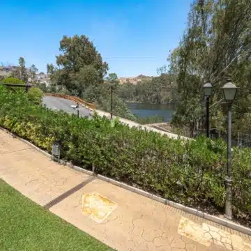 Exquisite 3-bedroom apartment with breathtaking sea views in the prestigious Los Belvederes, Nueva Andalucia Picture 34