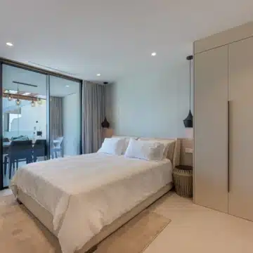 Exquisite 3-bedroom apartment with breathtaking sea views in the prestigious Los Belvederes, Nueva Andalucia Picture 19
