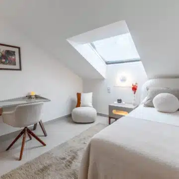 Luxury duplex penthouse offering panoramic views of the Mediterranean sea in Nueva Andalucia, Marbella Picture 31