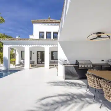Contemporary 5 bedroom villa with panoramic views in Paraíso Alto, Benahavis Picture 25