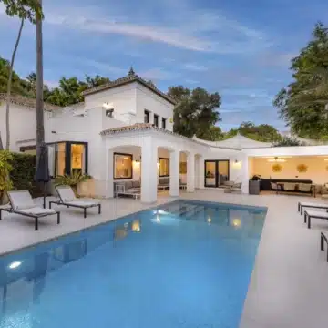 Contemporary 5 bedroom villa with panoramic views in Paraíso Alto, Benahavis Picture 28