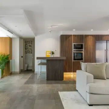 Remarkable 6-bedroom villa in a quiet neighbourhood of Nueva Andalucía, Marbella Picture 67