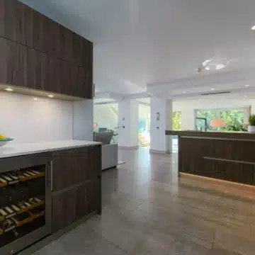 Remarkable 6-bedroom villa in a quiet neighbourhood of Nueva Andalucía, Marbella Picture 72
