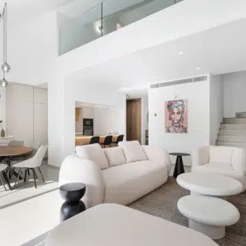 Luxurious 3-bedroom apartment in the prestigious Las Brisas Country Club, Nueva Andalucia Picture 0