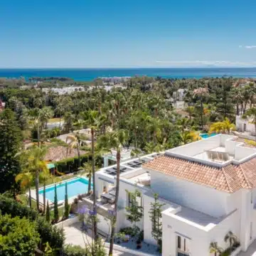 Brand new villa with impressive sea views in the exclusive area of El Paraiso, Estepona Picture 33